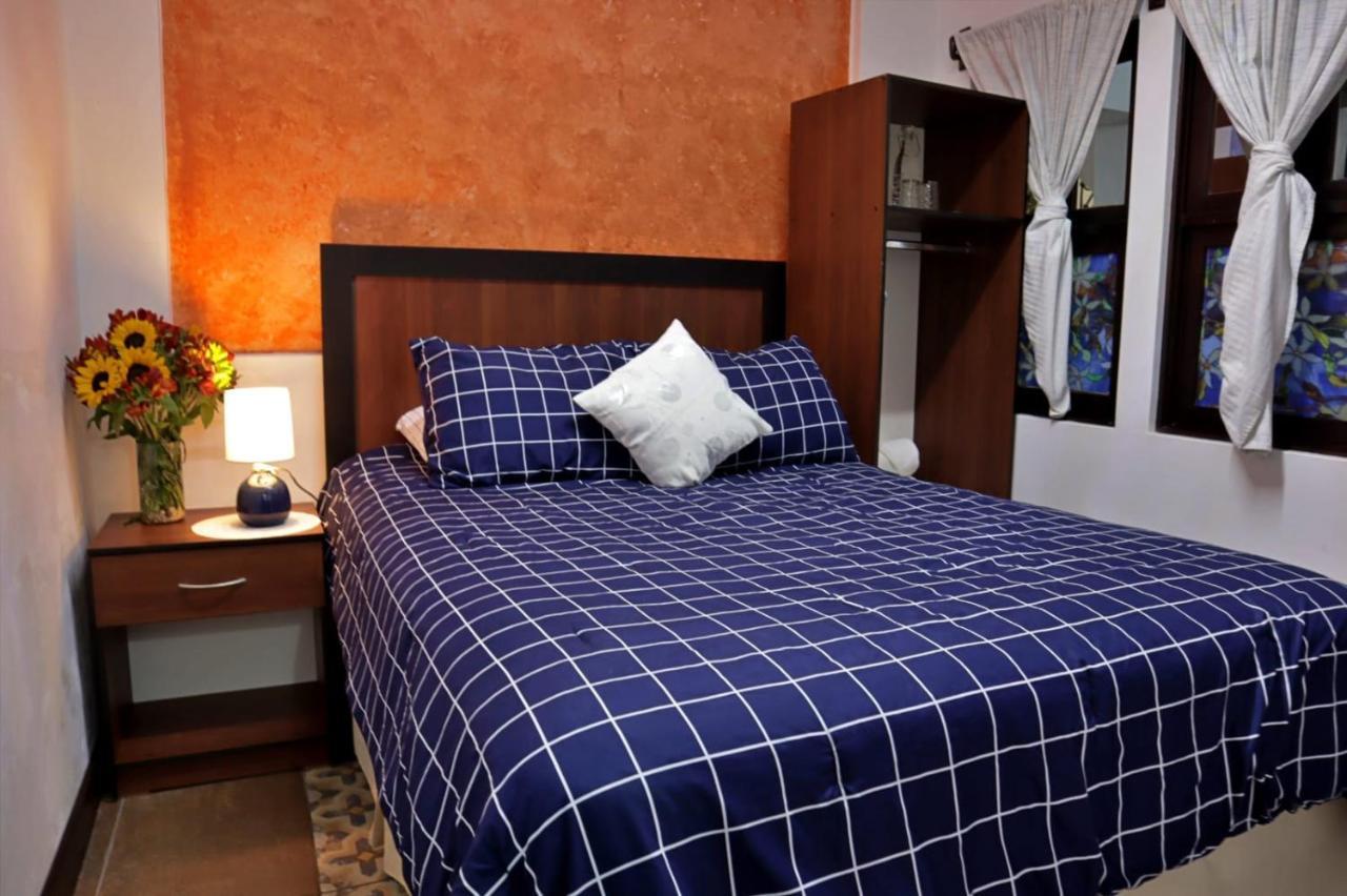 Hotel Posada El Arcangel Antigua Kültér fotó